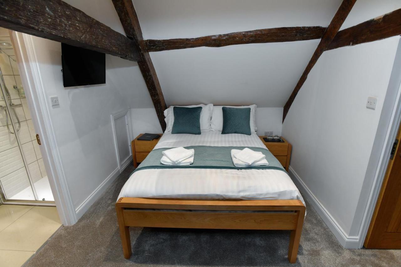 Alfred Russel Wallace Restaurant With Rooms Usk Luaran gambar